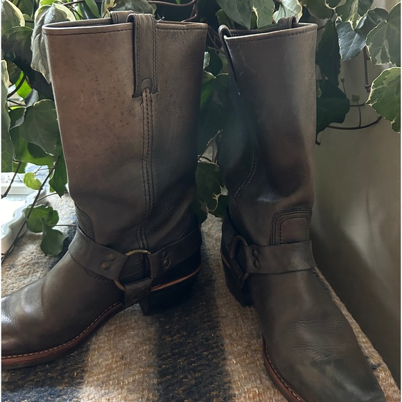 Frye Harness Boot 12R - Picture 7 of 7